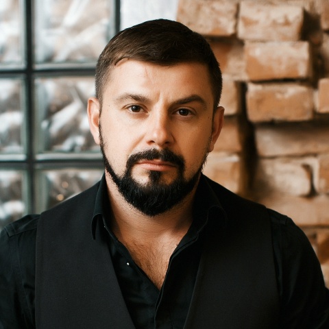 Виктор Абрамов